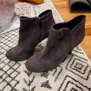 Clark's gray/purple-ish heeled bootie
